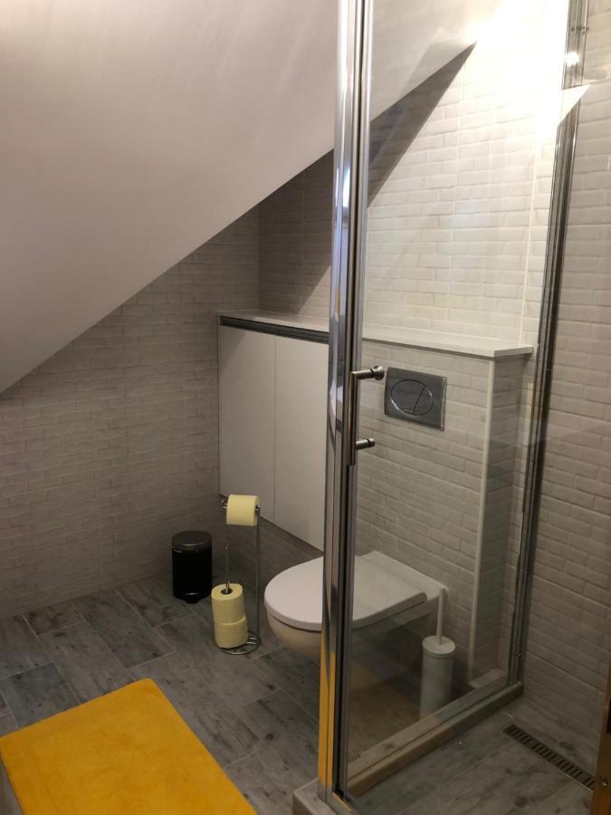 Dominik Apartmanhaz Velence Dış mekan fotoğraf
